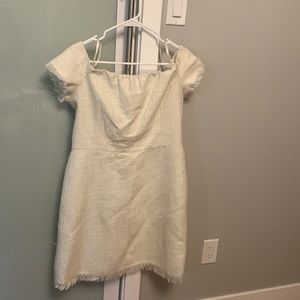Size 10 dress fits like a size 6
